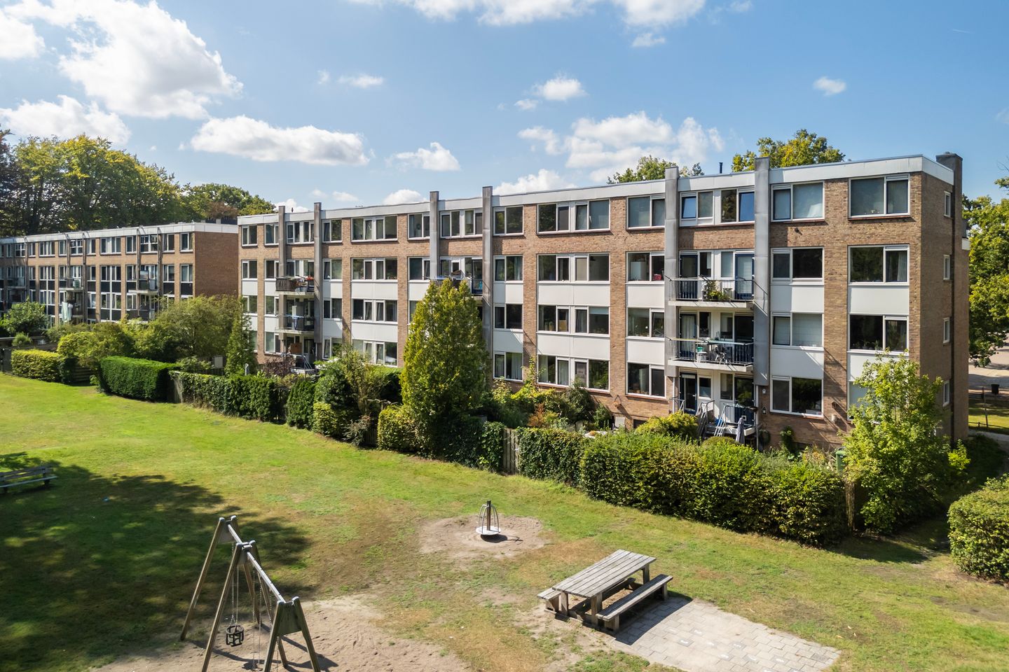 Photo 25 of Kombos 55