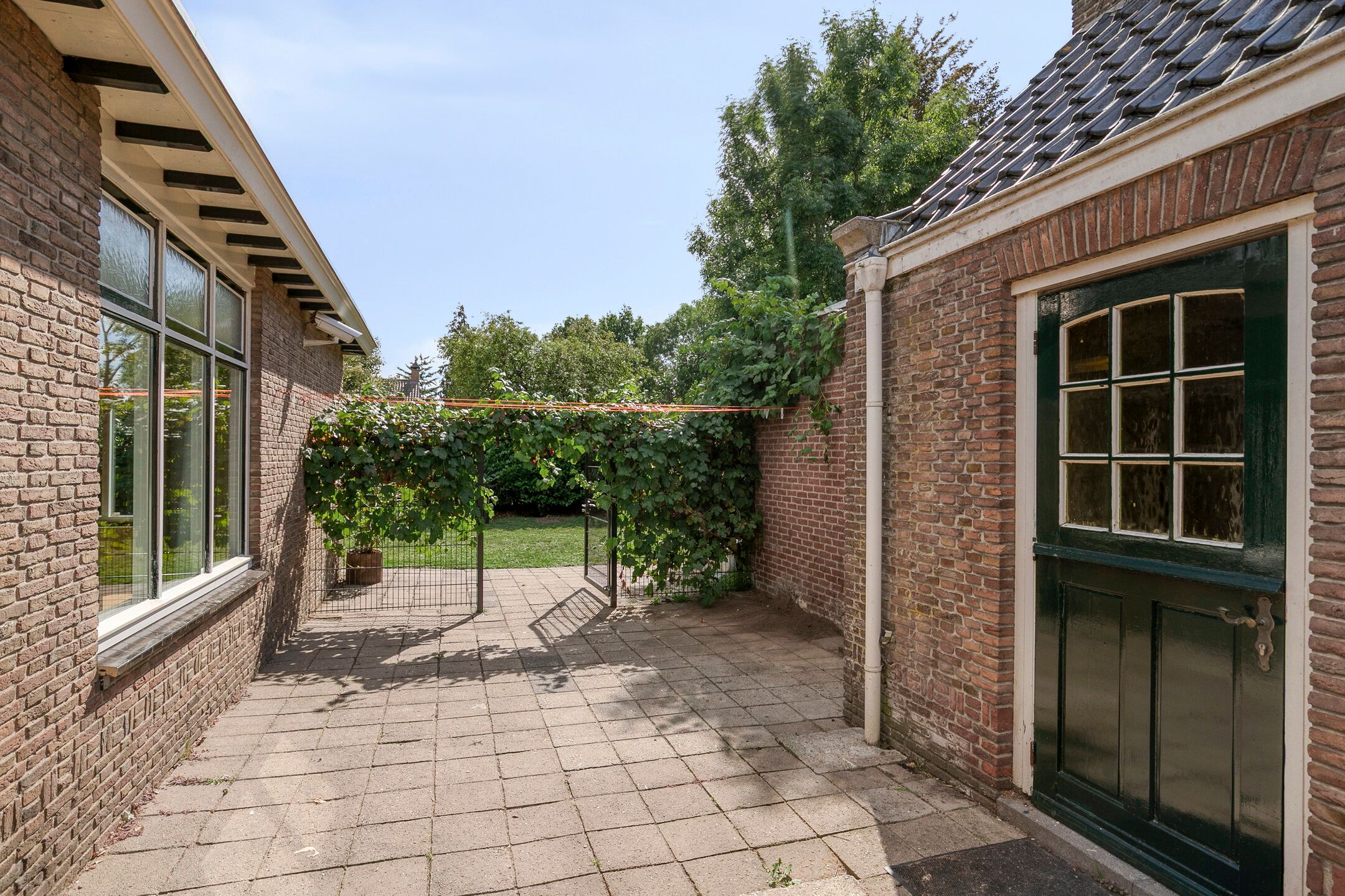 Photo 27 of Houtstraat 1
