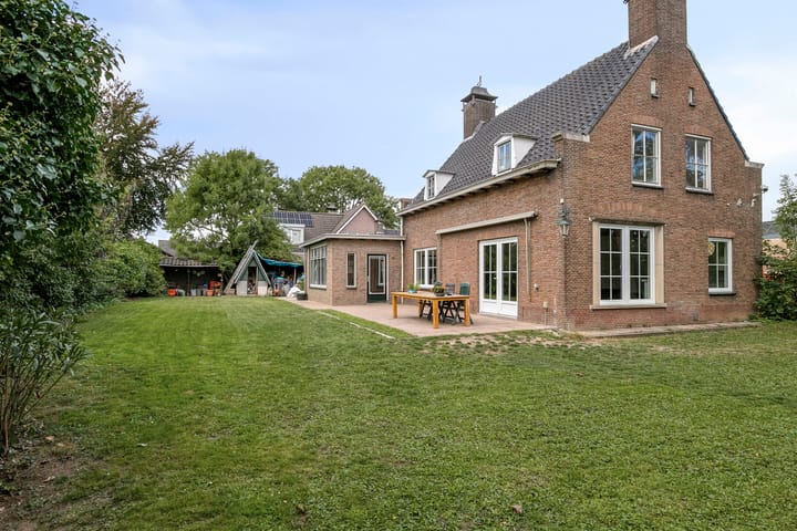 Foto 30 van Houtstraat 1