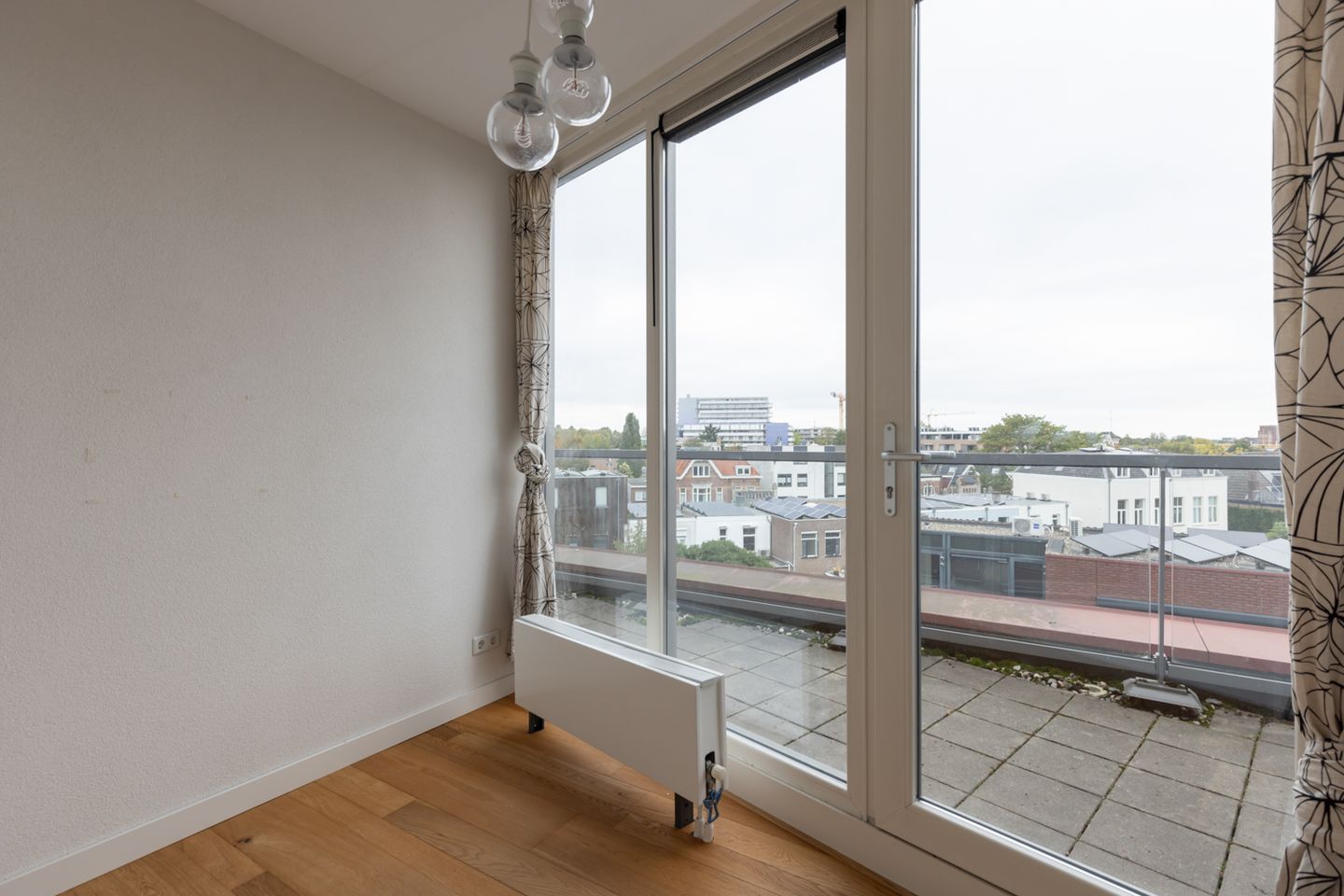 Photo 10 of Chabotstraat 62