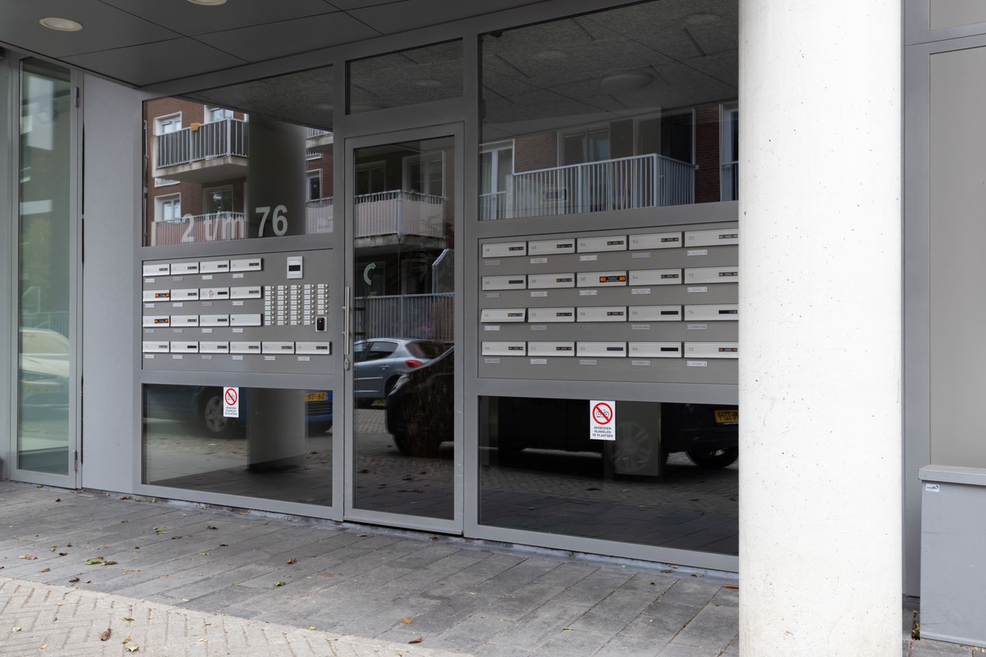 Photo 19 of Chabotstraat 62