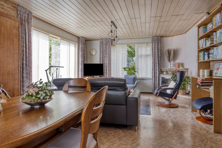 Photo 10 of Middenweg 5