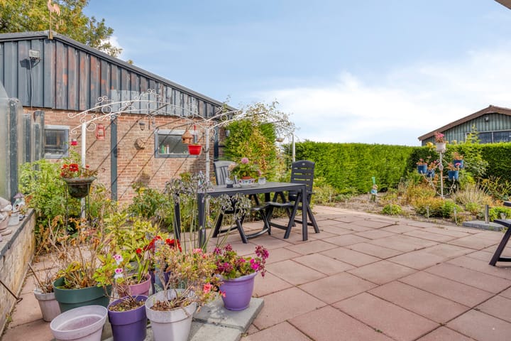 Photo 30 of Middenweg 5