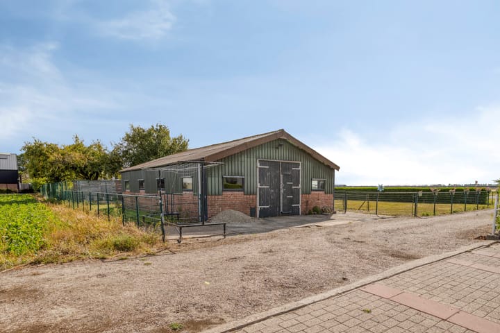 Photo 32 of Middenweg 5