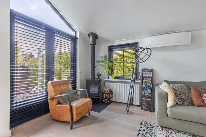 Foto 15 van Aengwirderweg 290