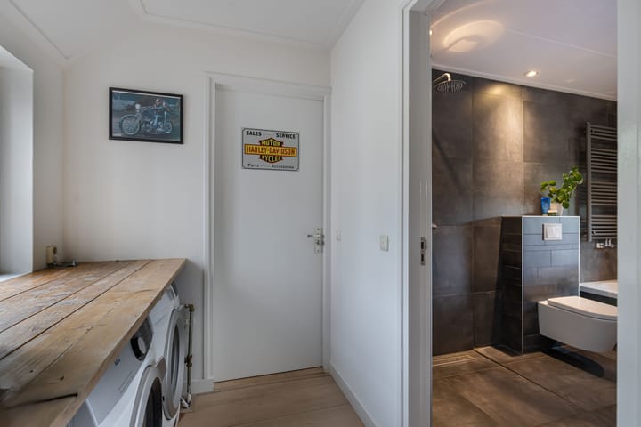 Foto 24 van Aengwirderweg 290