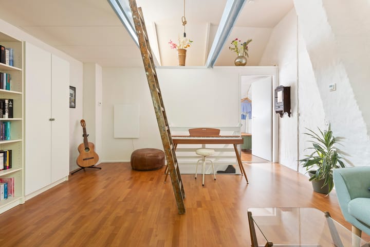 Foto 36 van Van Julsinghastraat 17