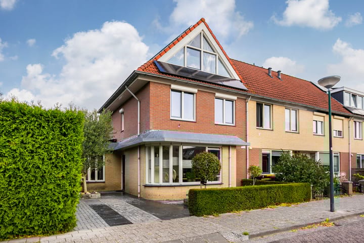 Foto 3 van Octavianus 60