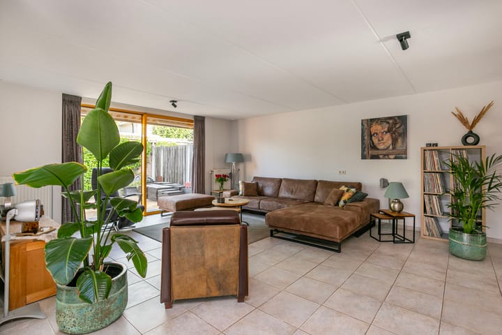 Foto 11 van Octavianus 60