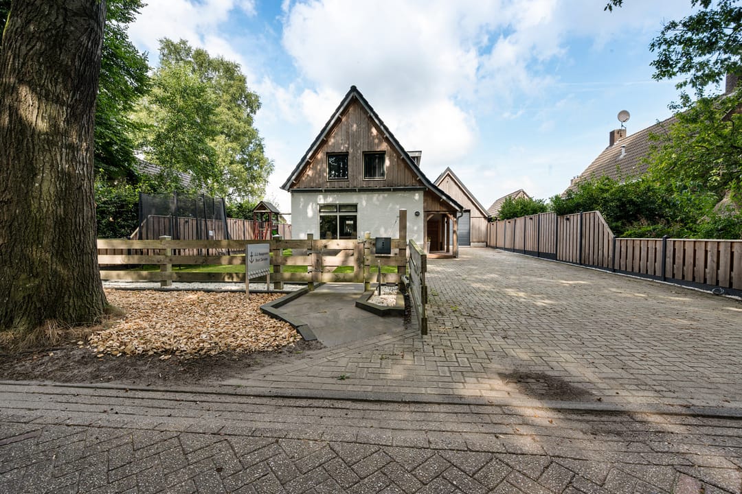 Photo 7 of Dorpsstraat 4-D