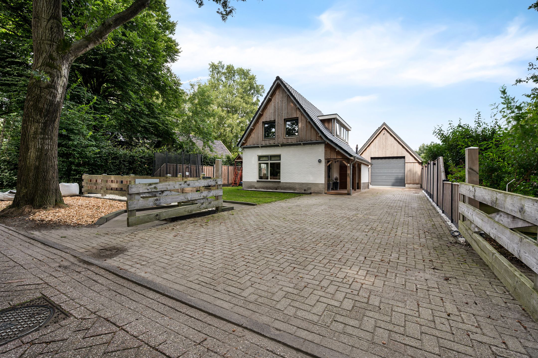 Photo 9 of Dorpsstraat 4-D