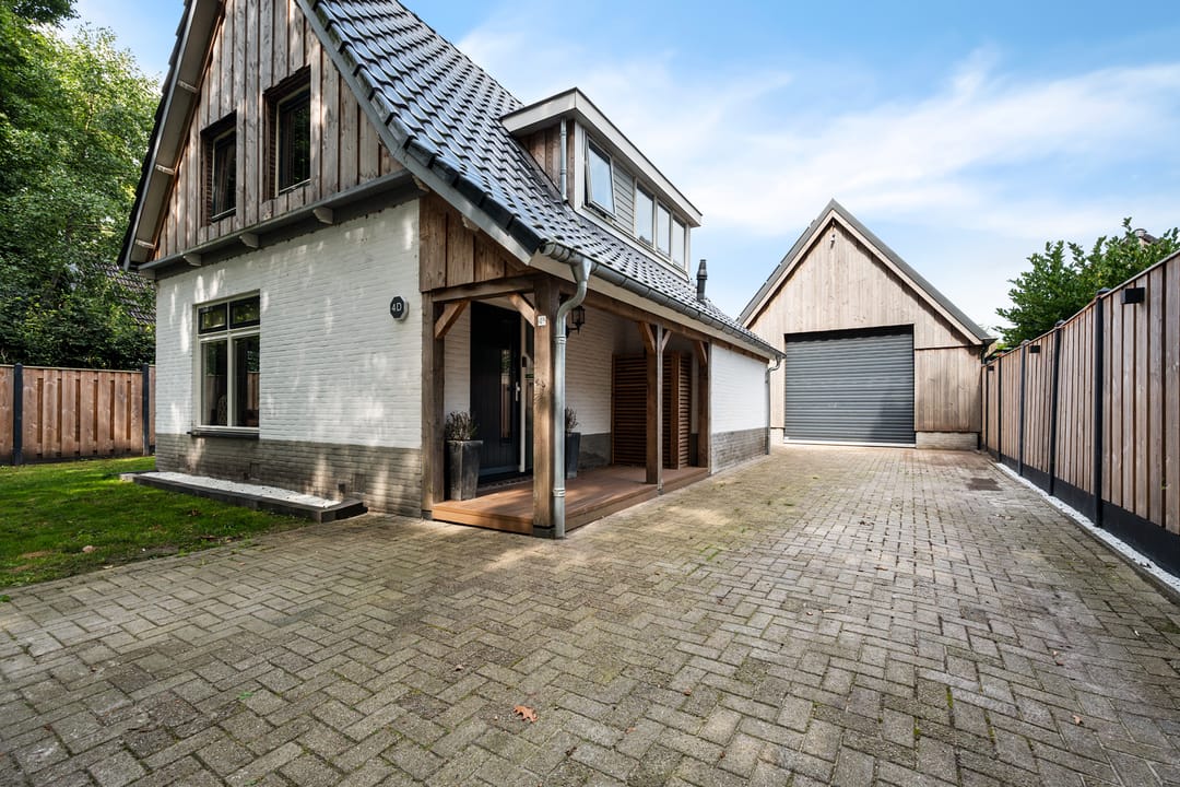 Photo 11 of Dorpsstraat 4-D