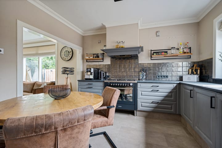 Foto 16 van Dorpsstraat 4-D