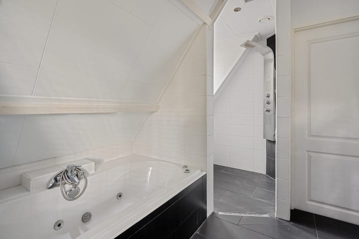 Foto 38 van Dorpsstraat 4-D