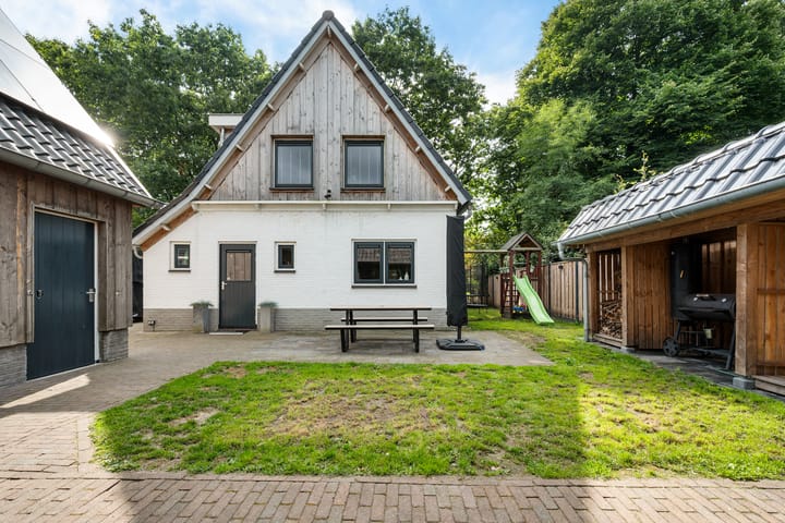 Foto 40 van Dorpsstraat 4-D