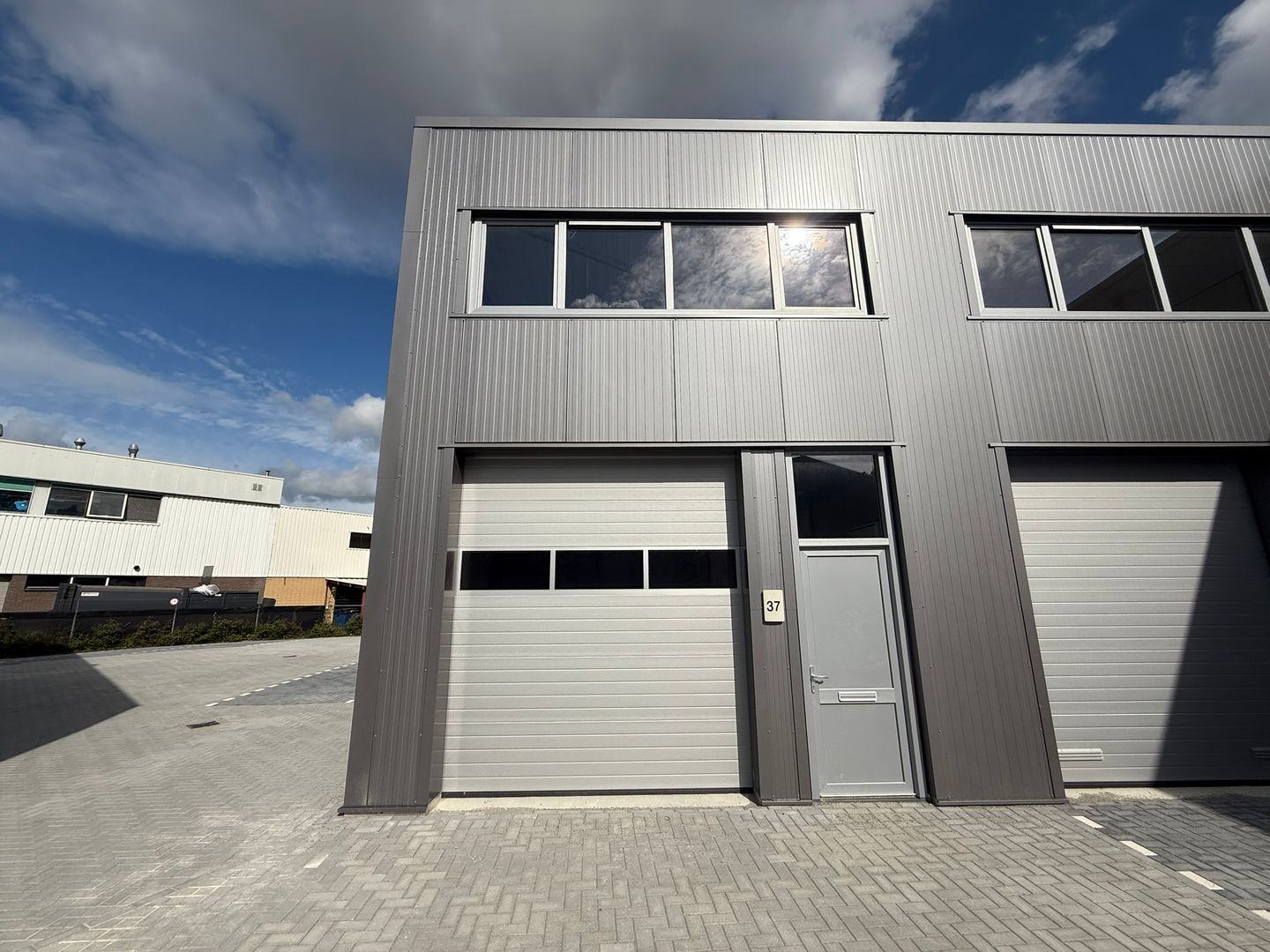 Bekijk foto 1 van Latensteinse Middenweg 37