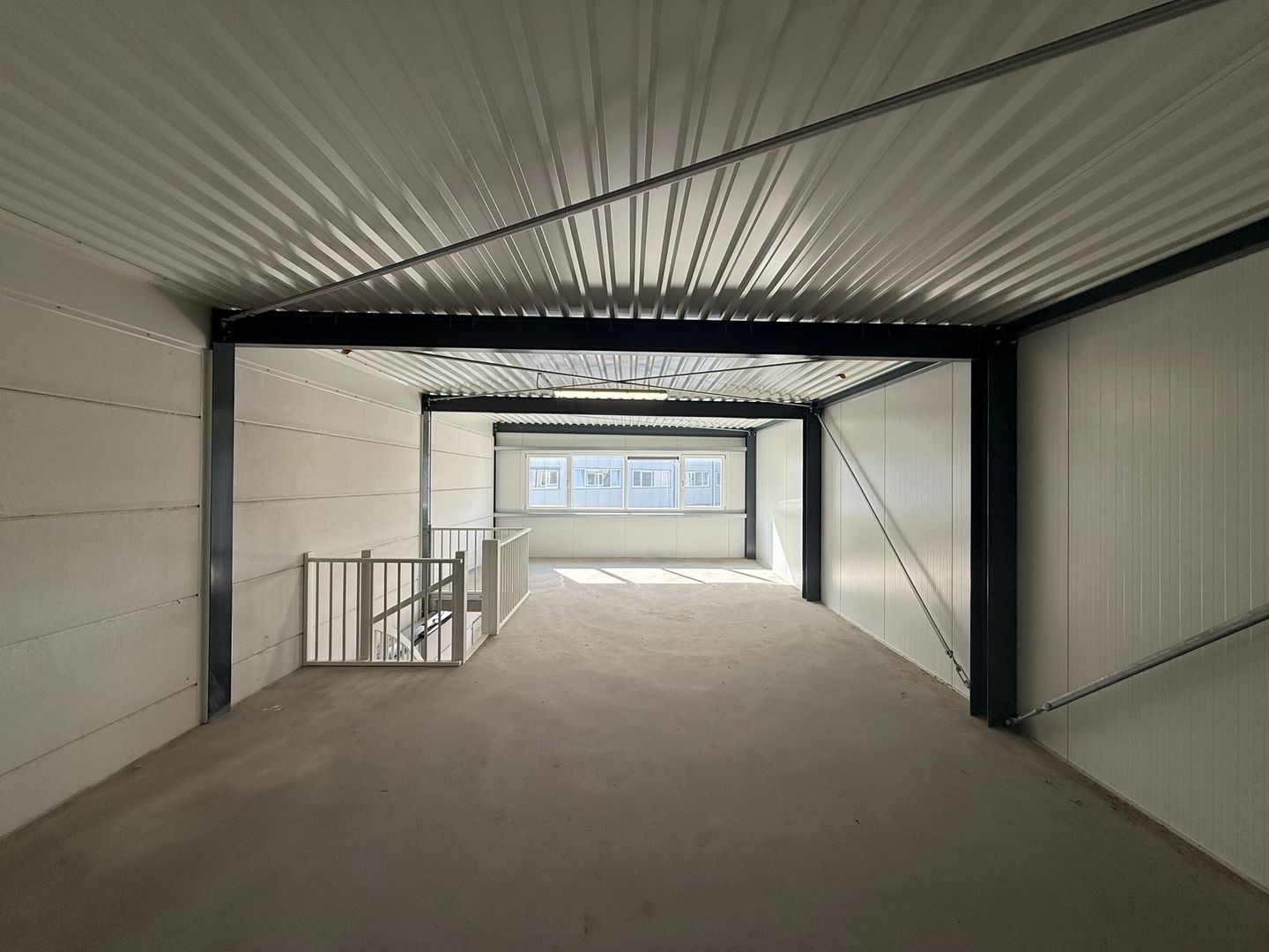 Bekijk foto 4 van Latensteinse Middenweg 37