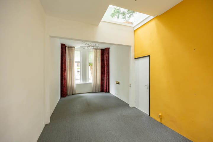 Foto 2 van Van Julsinghastraat 36