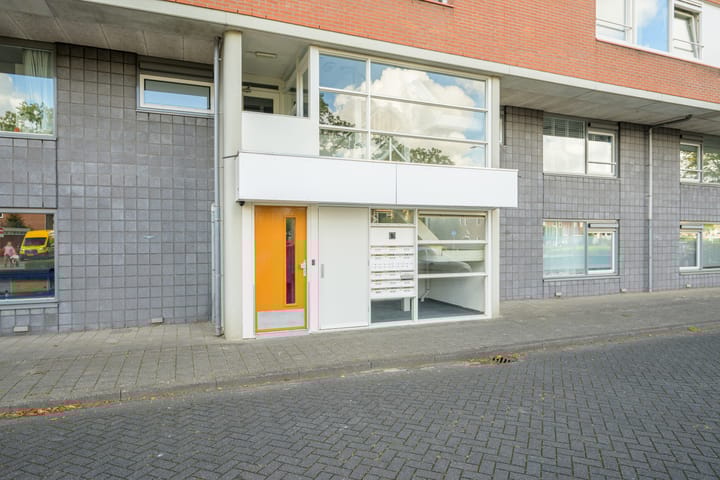 Photo 9 of Maria Cherubinastraat 28