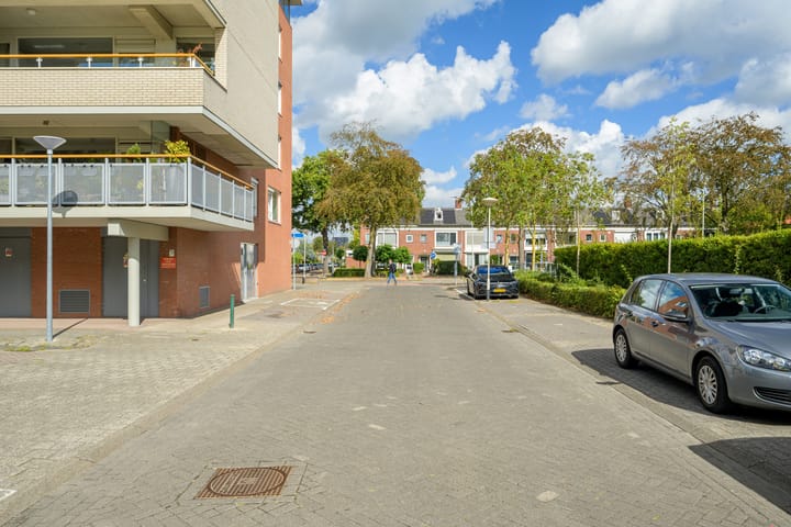 Photo 41 of Maria Cherubinastraat 28