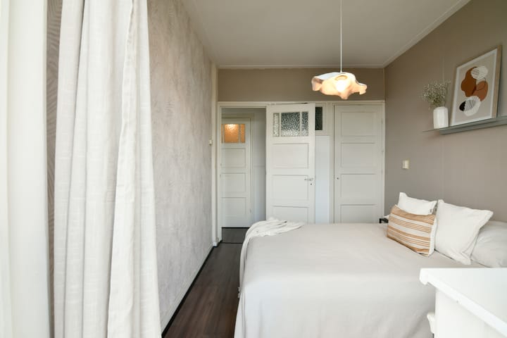 Foto 16 van Lucellestraat 25-3