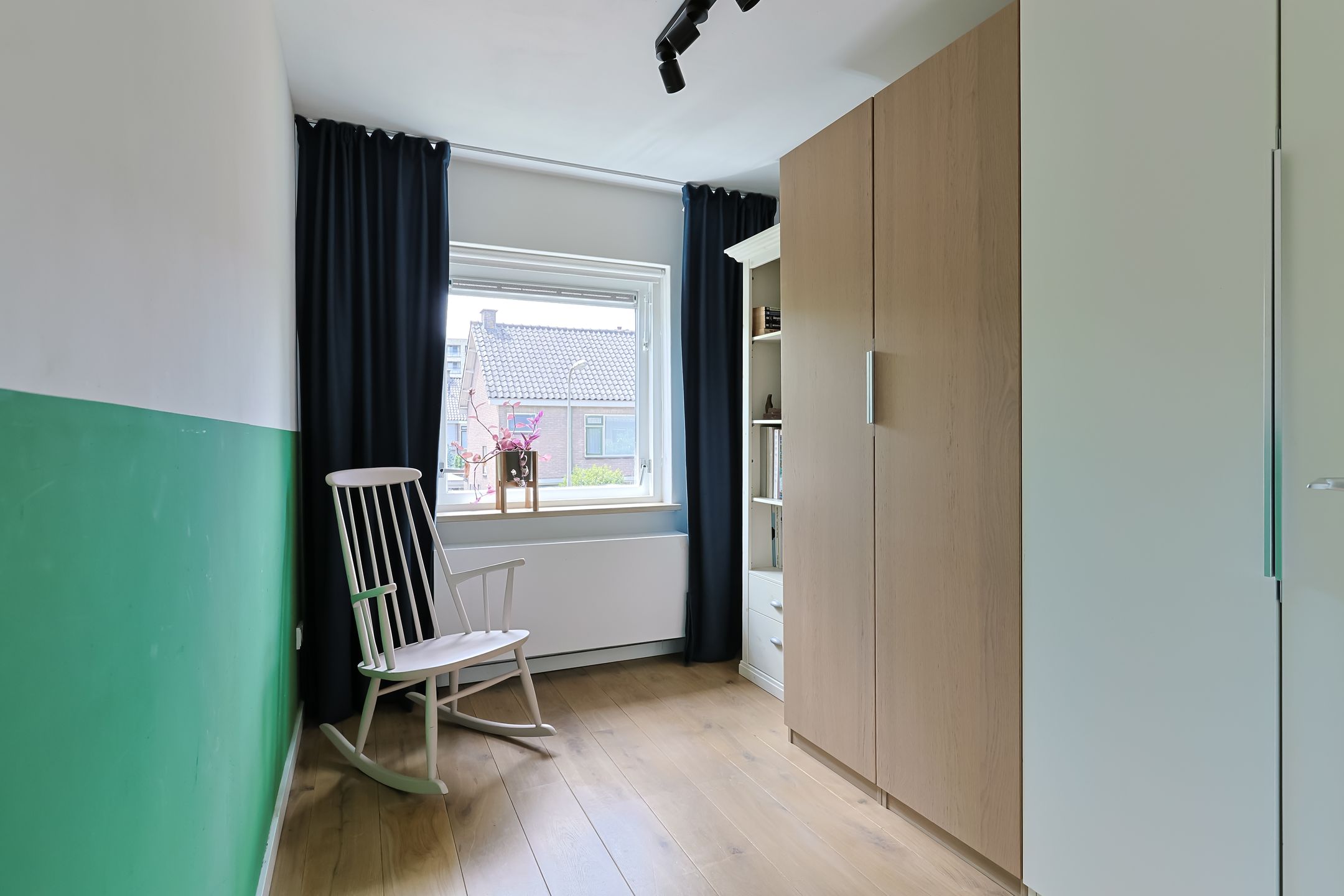 Photo 39 of Waalstraat 6