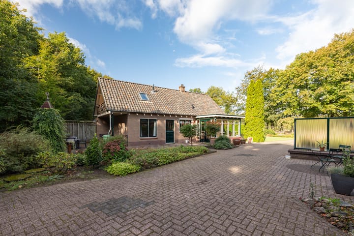 Foto 33 van Hessenweg 23-A