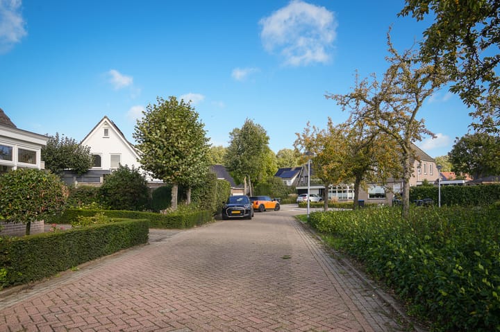 Foto 43 van Meerenstraat 27