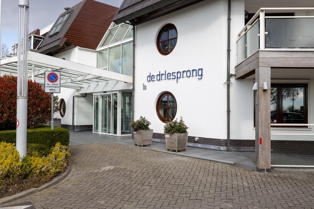 Foto 1 van Veendijk 1-A10