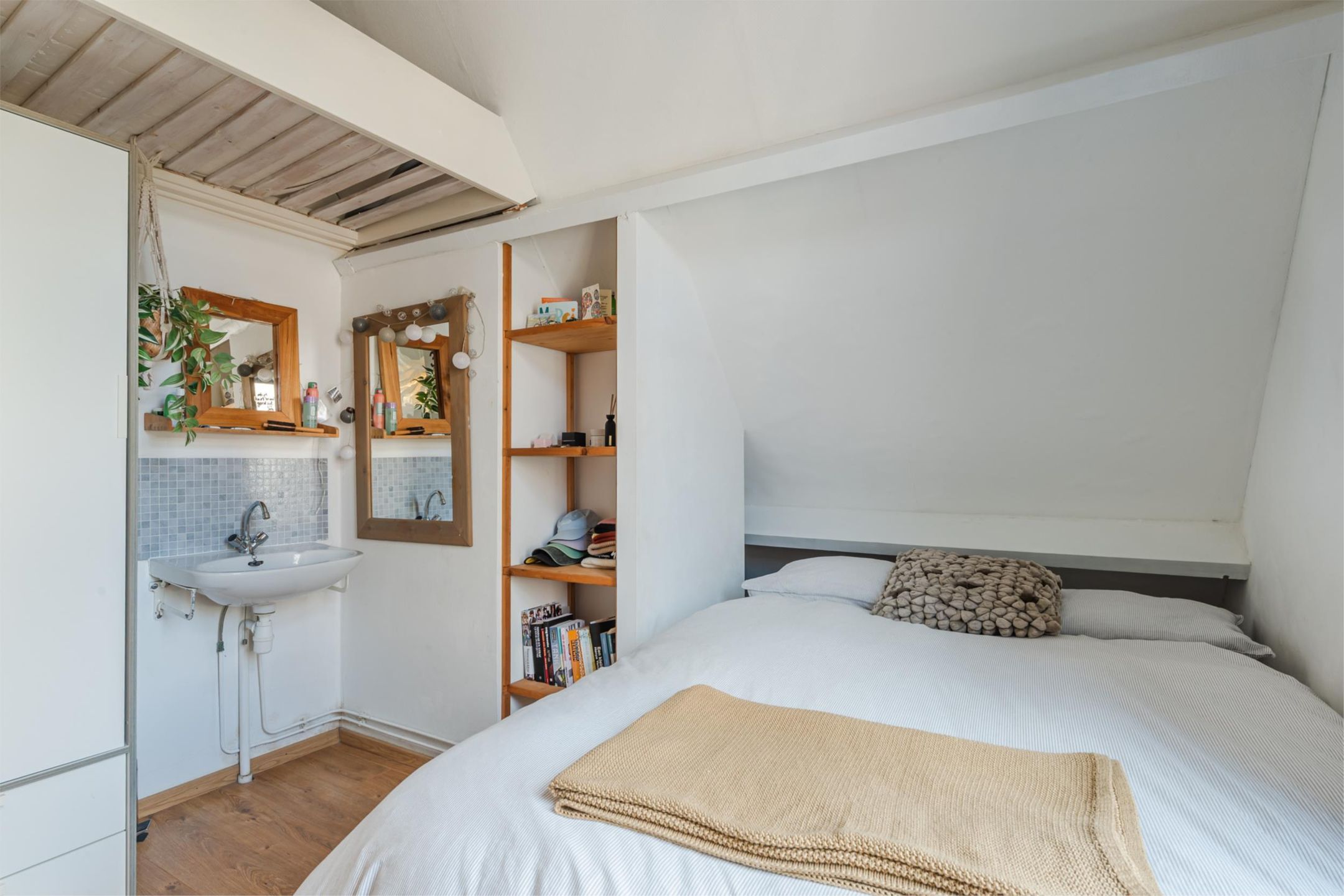 Photo 42 of Waardgracht 100