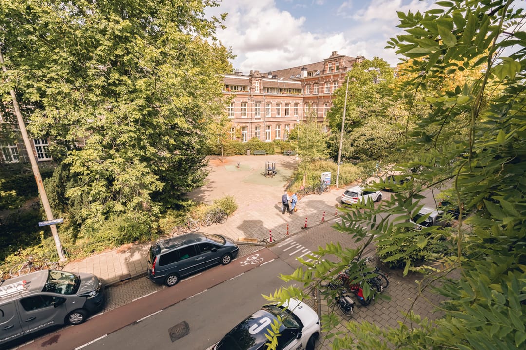 Foto 17 van Eerste Helmersstraat 133-2