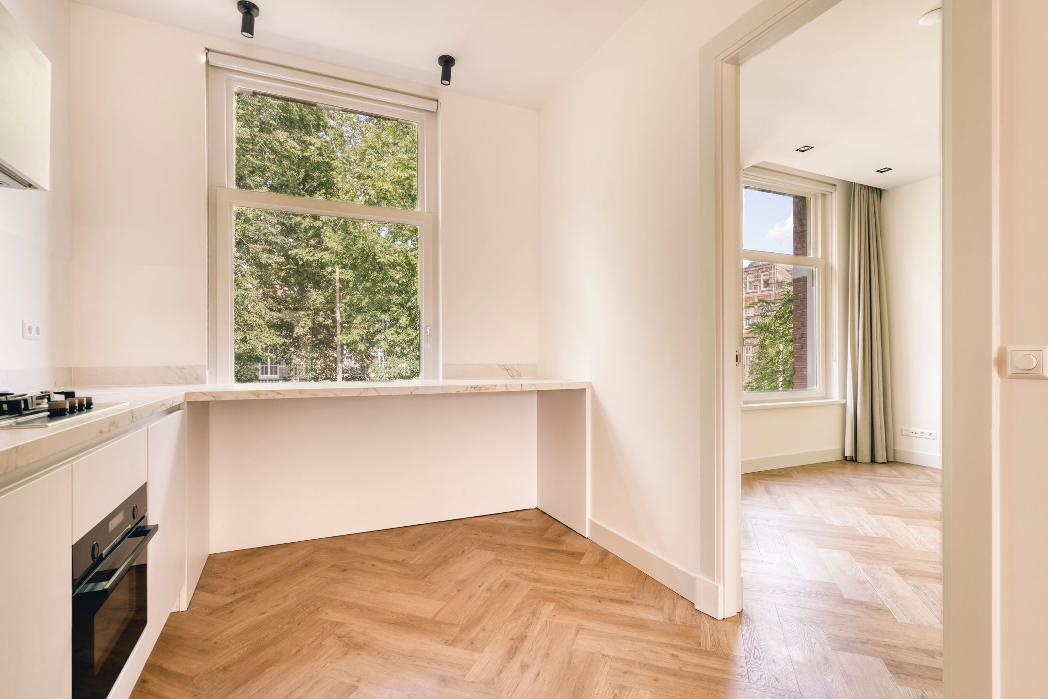 Foto 18 van Eerste Helmersstraat 133-2