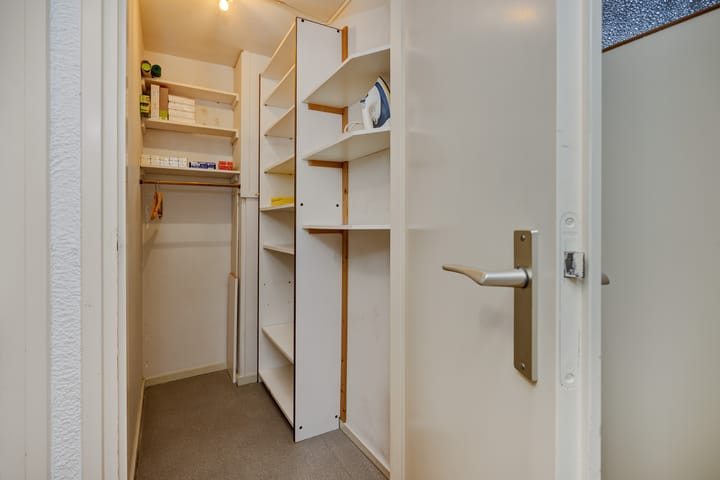 Foto 28 van Roerdompstraat 8