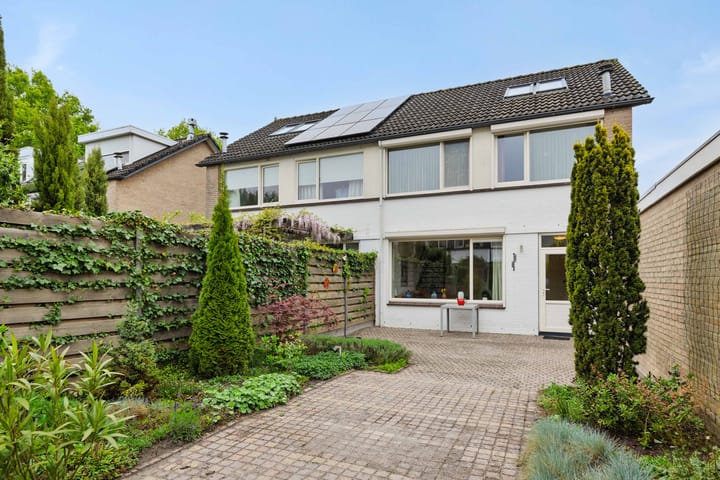 Foto 34 van Roerdompstraat 8