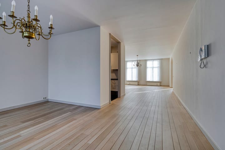 Photo 13 of Steenbergsestraat 29-A