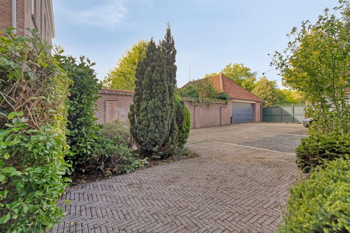 Photo 30 of Steenbergsestraat 29-A