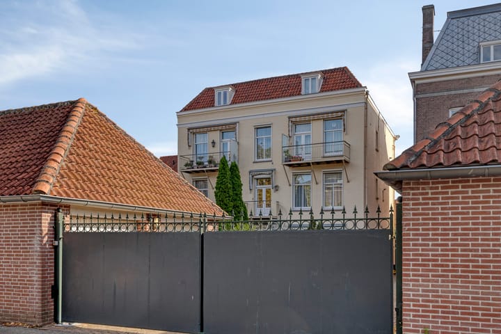 Photo 33 of Steenbergsestraat 29-A