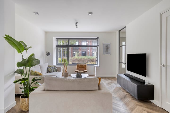 Photo 5 of Pieter Zeemanpark 25