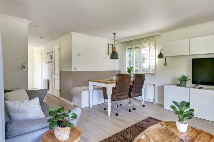 Photo 3 of Molengroet 1-642