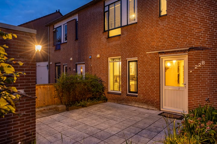 Foto 9 van Dinant Dijkhuisstraat 228