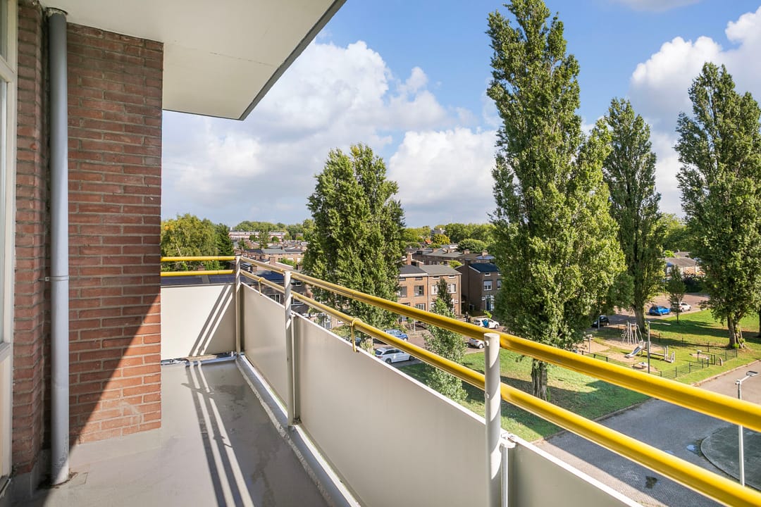 Photo 2 of Van Borselenstraat 44