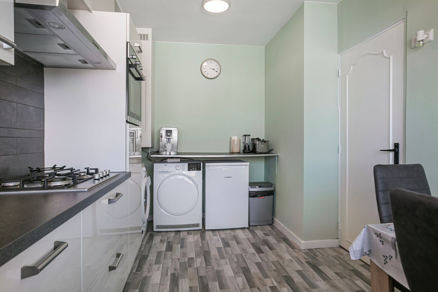 Photo 10 of Van Borselenstraat 44