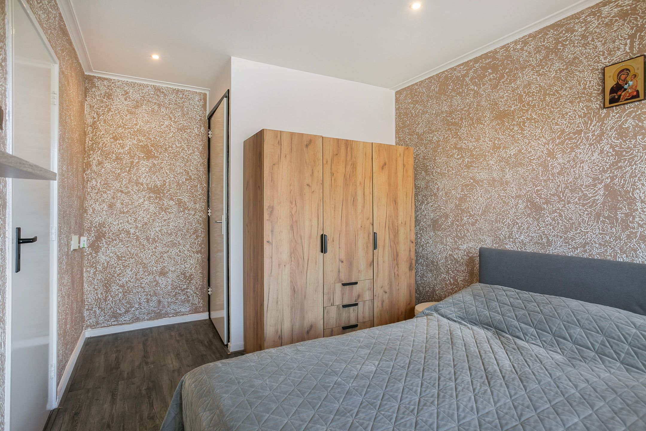 Photo 12 of Van Borselenstraat 44