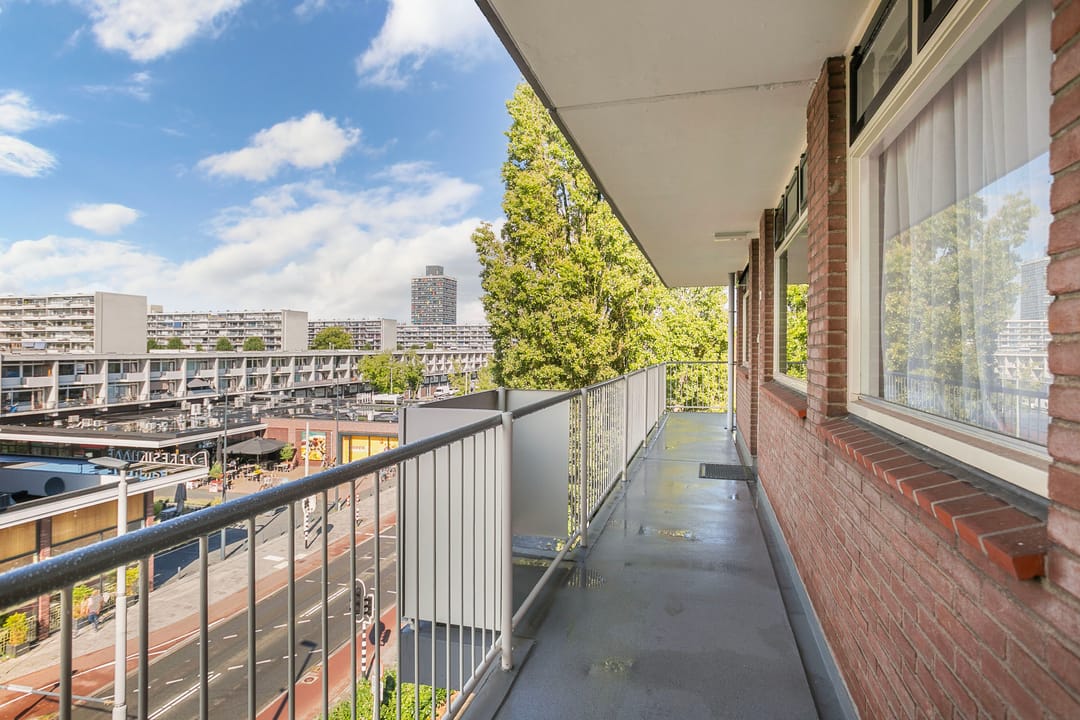 Photo 17 of Van Borselenstraat 44