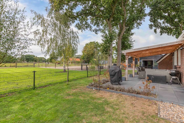 Photo 56 of Oldeberkoperweg 15