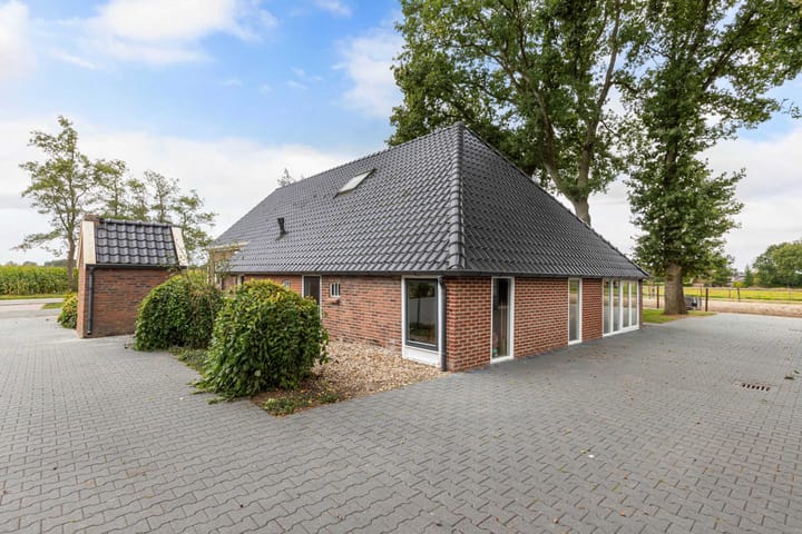 Photo 63 of Oldeberkoperweg 15