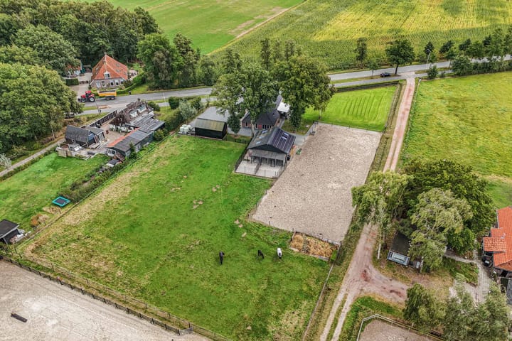 Photo 68 of Oldeberkoperweg 15