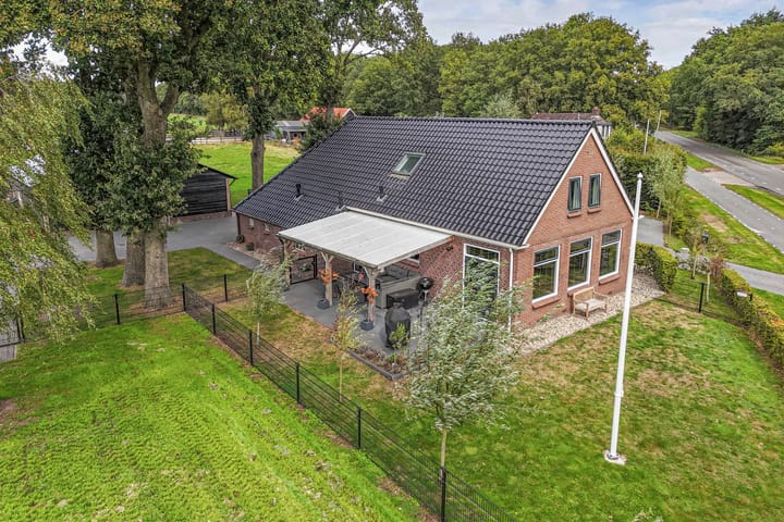 Photo 73 of Oldeberkoperweg 15