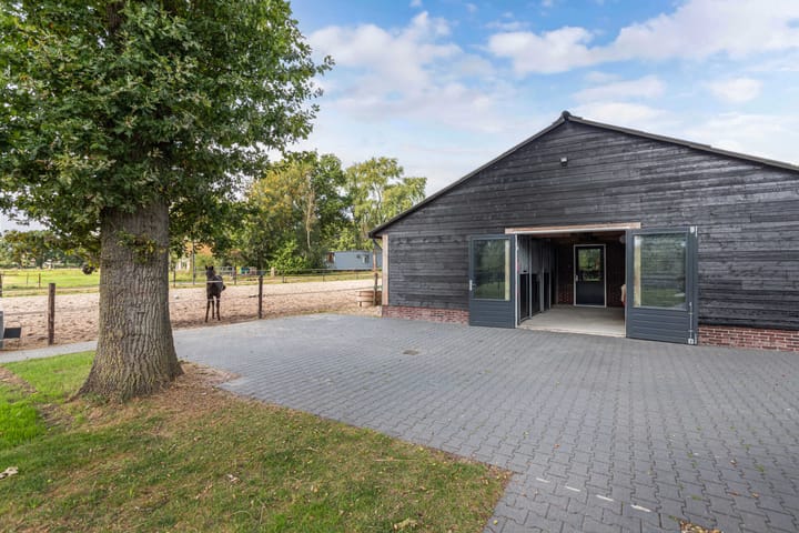 Photo 45 of Oldeberkoperweg 15