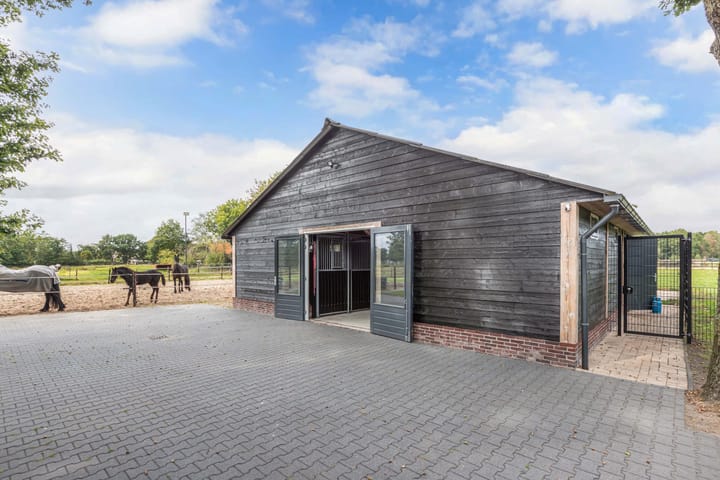 Photo 46 of Oldeberkoperweg 15